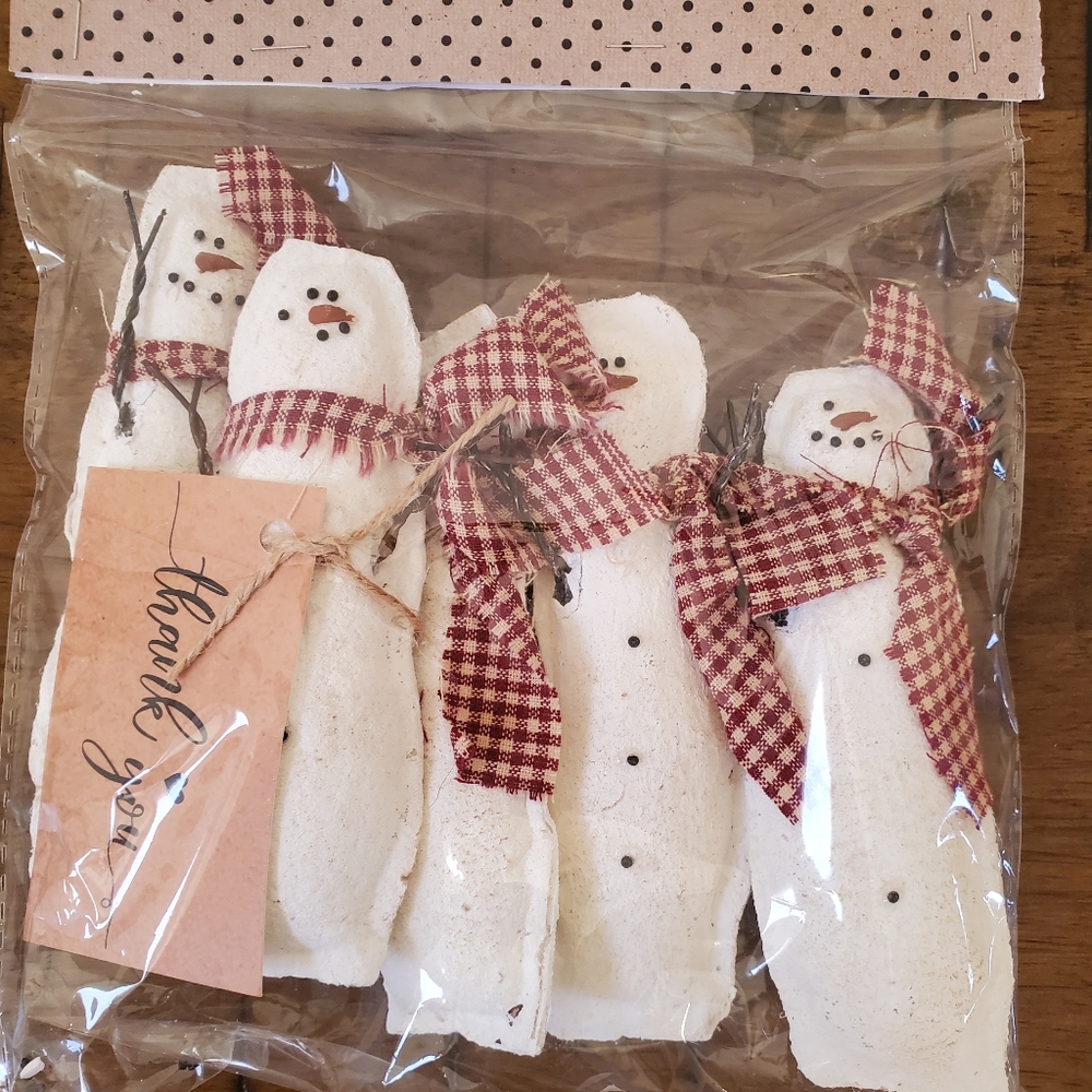Snowmen Bowl Fillers Primitive Grungy Muslin Pack of 5 Rustic Winter Decor NWT